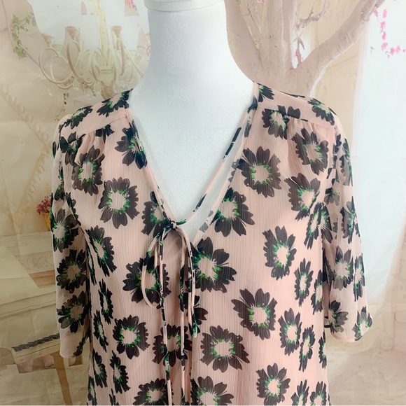 NEW Ted Baker Harlynn Floral Flutter Sleeve Chiffon Top - Picture 6 of 12